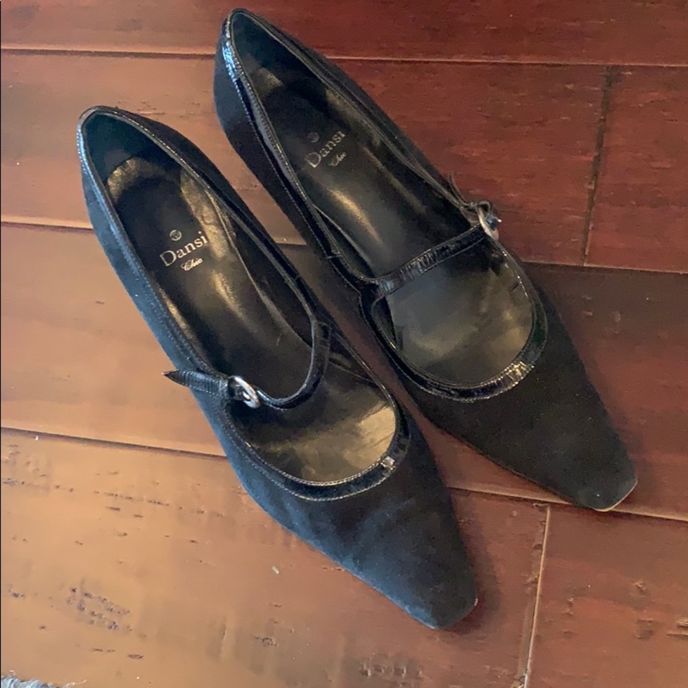 Dansi Chic Black Heels